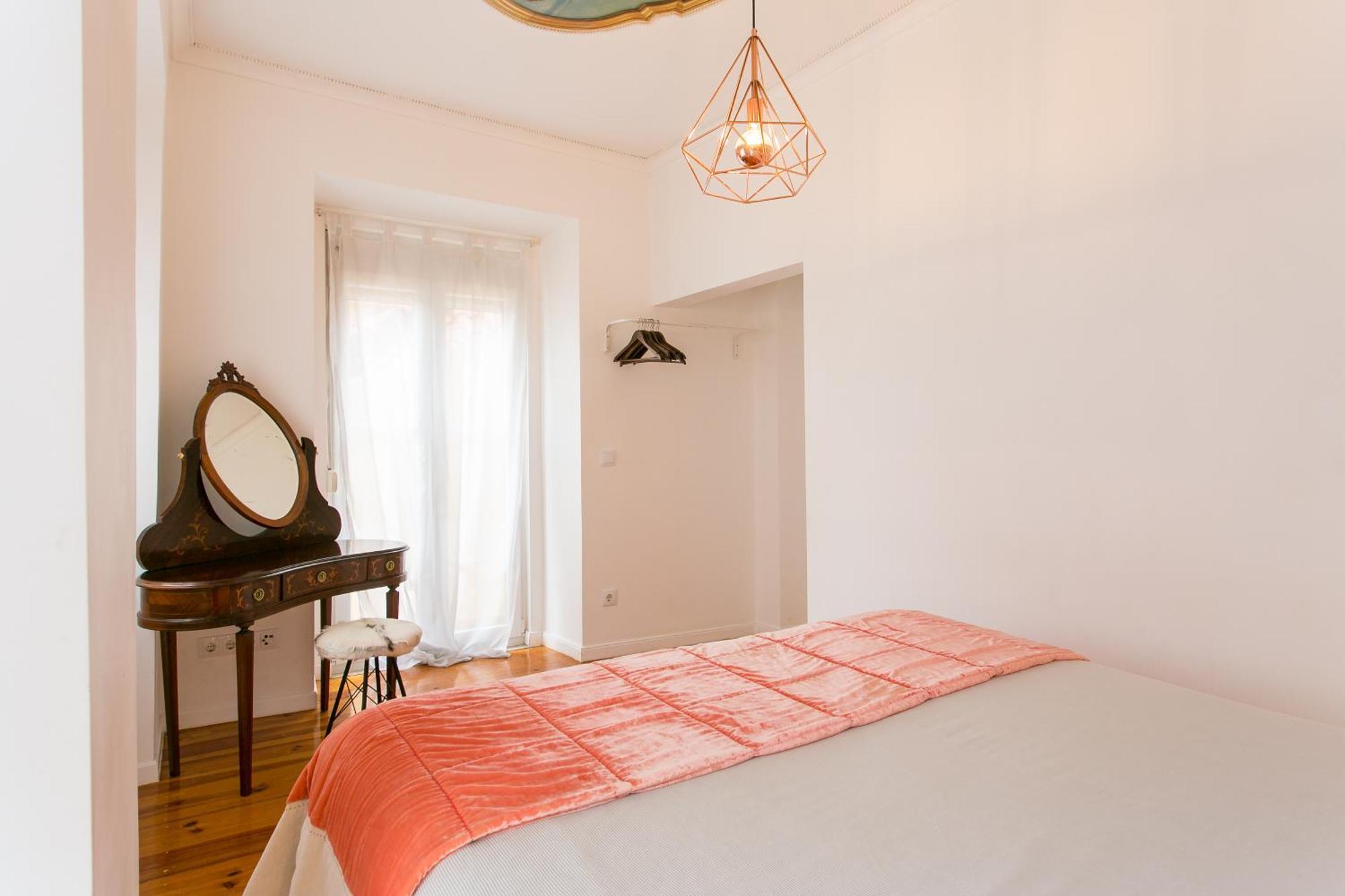 Principe Real Beautiful 3 Bedroom Flat Лиссабон Экстерьер фото